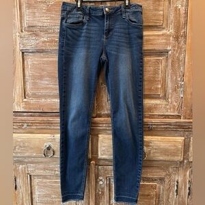 Prosperity Classic Dark Blue Skinny Jeans SIZE 29